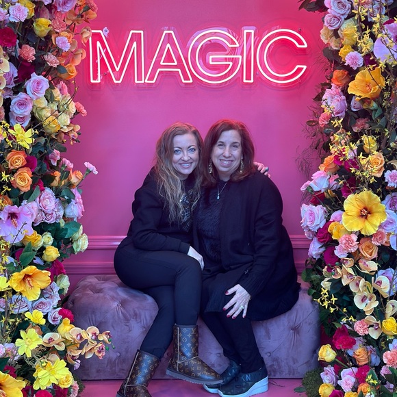 - LIVE SHOW NOTIFICATION - Picture 12 of 17